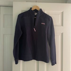 Vineyard Vines navy blue quarter zip. Mens size Medium.